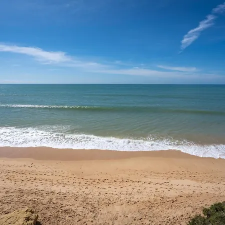 Hostwise - Seaside Escape With Balcony * Silves
