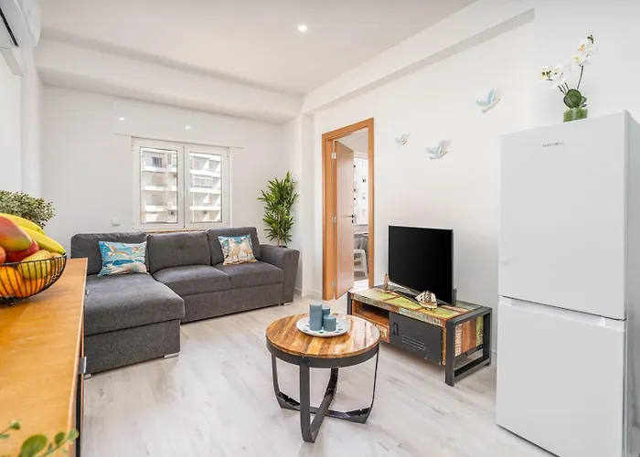 Appartamento Hostwise - Seaside Escape With Balcony *