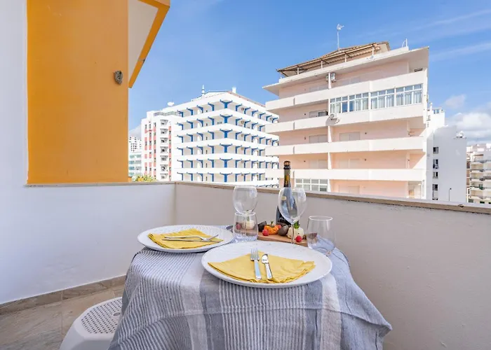 Appartamento Hostwise - Seaside Escape With Balcony *