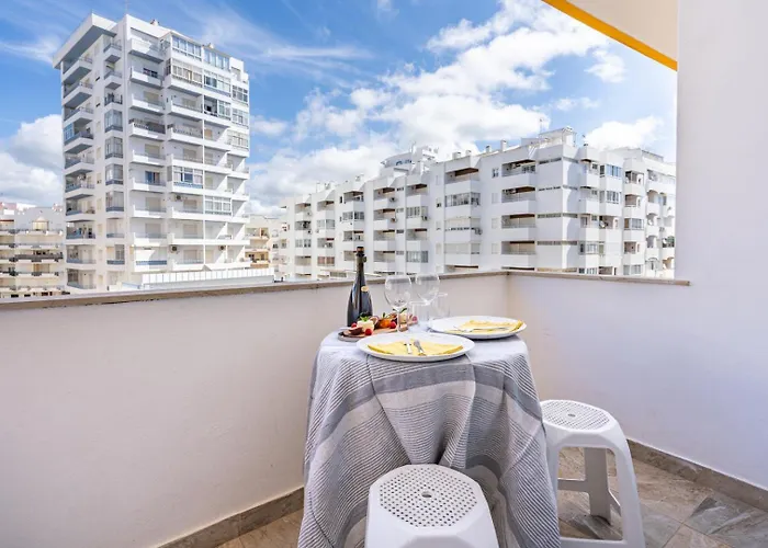 Hostwise - Seaside Escape With Balcony * Silves